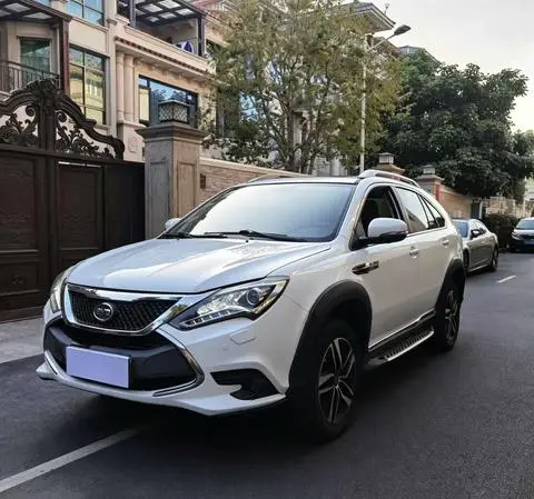 BYD Tang DM 2015