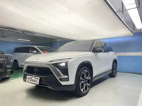 NIO ES8 2018