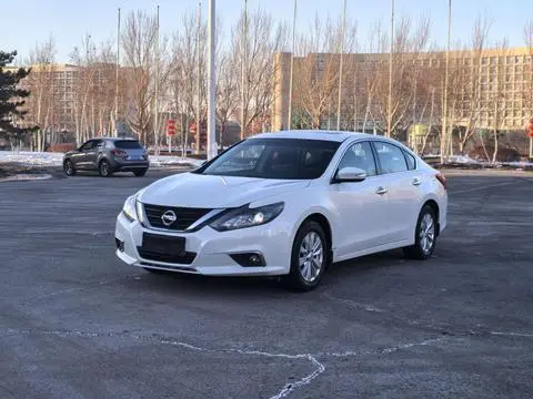 Nissan Teana 2018