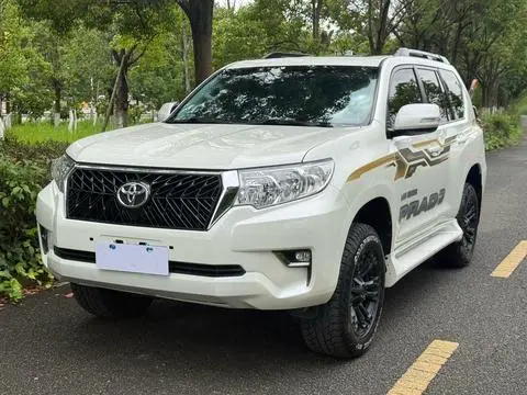 Toyota Prado 2019 — фото 1