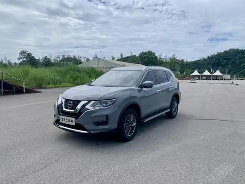 Nissan 奇骏 2025