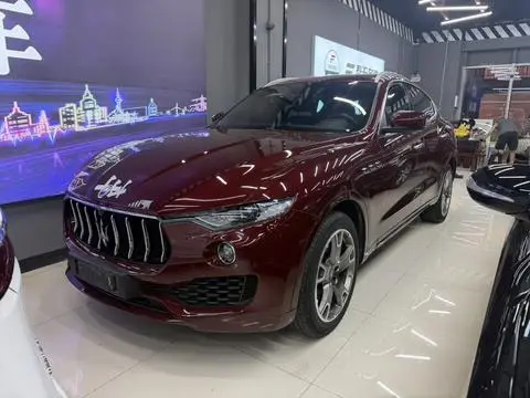 Maserati Levante 2018 — фото 1