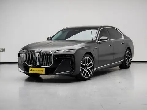 BMW i7 2023