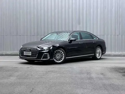 Audi A8 2025