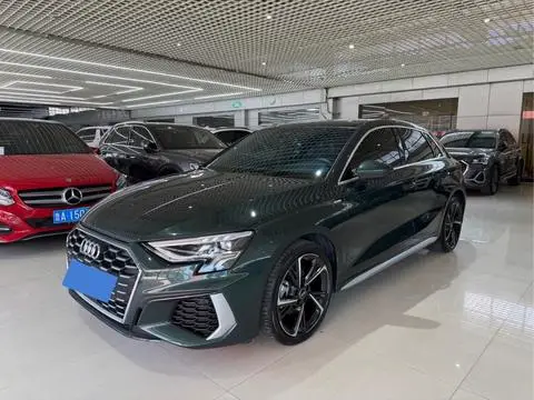 Audi A3 2023 — фото 1