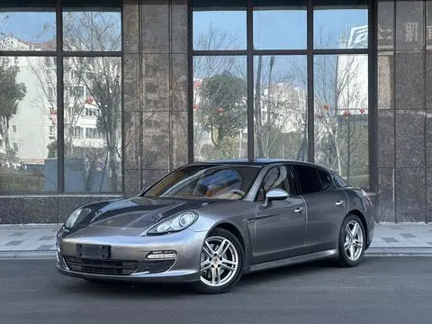 Porsche Panamera 2013