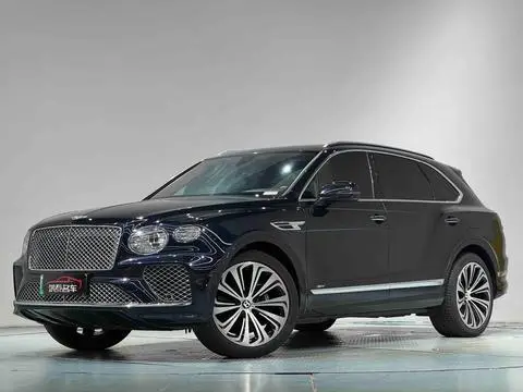 Bentley 添越PHEV 2021