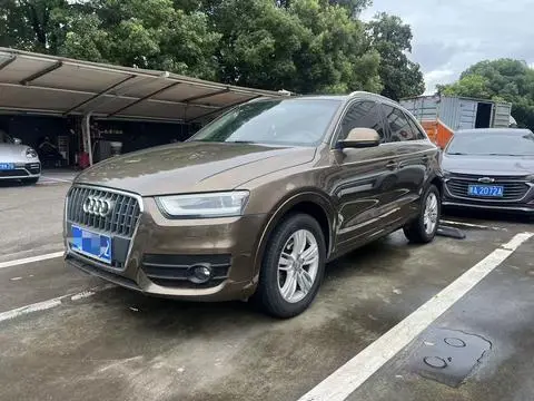 Audi Q3 2013 — фото 1