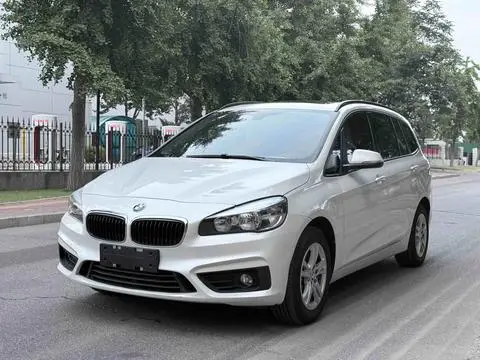 BMW 2 Series 旅行车 2015