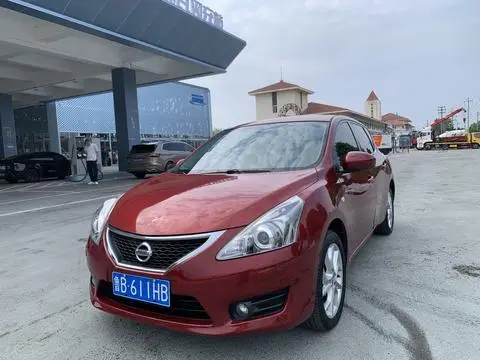 Nissan 骐达TIIDA 2012