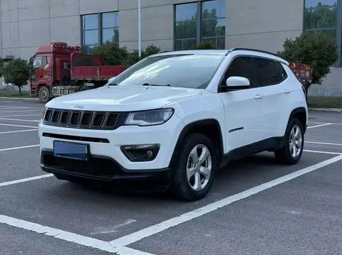 Jeep 指南者 2017