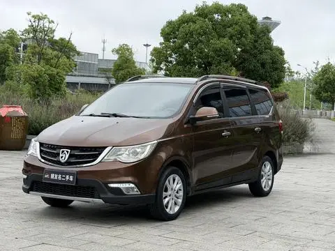 Baojun 730 2014