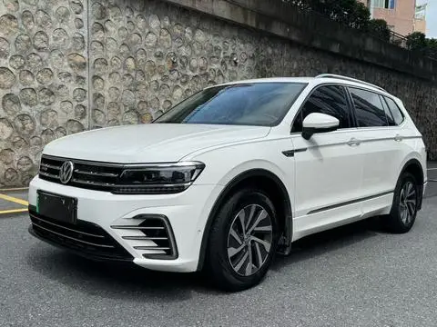 Volkswagen Tiguan L PHEV 2020