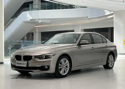 BMW 3 Series 2017 — фото 1
