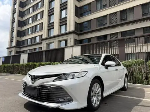 Toyota Camry 2021