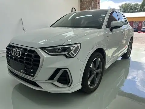 Audi Q3 2023 — фото 1