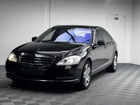 Mercedes-Benz S-Class 2012