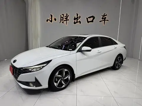Hyundai Elantra 2022