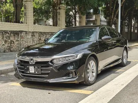 Honda Accord 2022 — фото 1