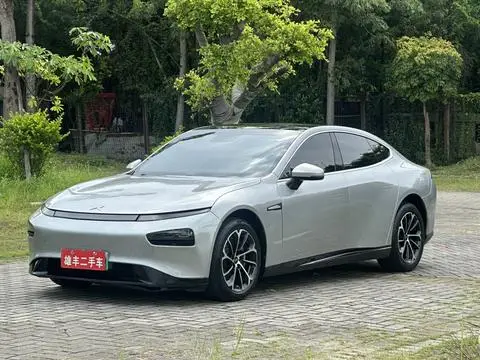 XPeng 小鹏P7 2022