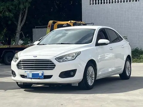 Ford Escort 2015