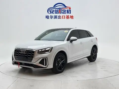 Audi Q2L 2021