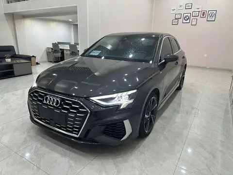 Audi A3 2022 — фото 1