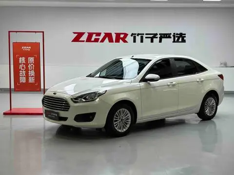 Ford Escort 2015 — фото 1