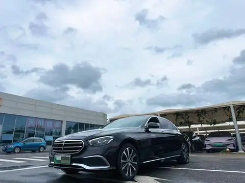 Mercedes-Benz E-Class PHEV 2022