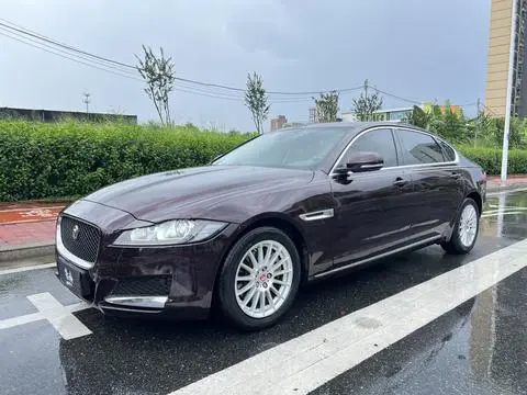 Jaguar XFL 2018