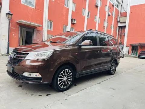 BAIC M50F 2017
