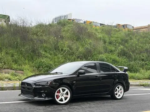 Mitsubishi 翼神 2012