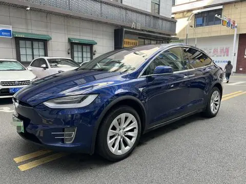 Tesla Model X 2016