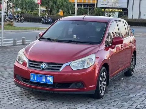 Venucia R50 2012