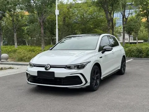 Volkswagen Golf 2021