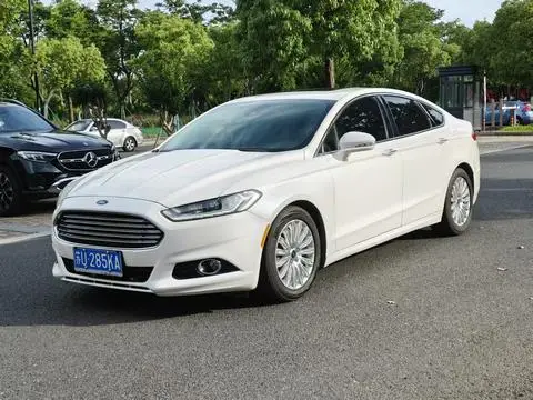 Ford 蒙迪欧 2013