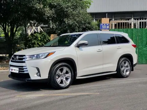 Toyota Highlander 2021