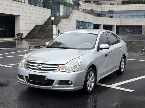 Nissan 轩逸 2012