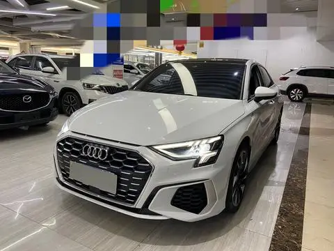 Audi A3 2022 — фото 1