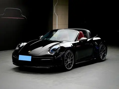 Porsche 911 2023