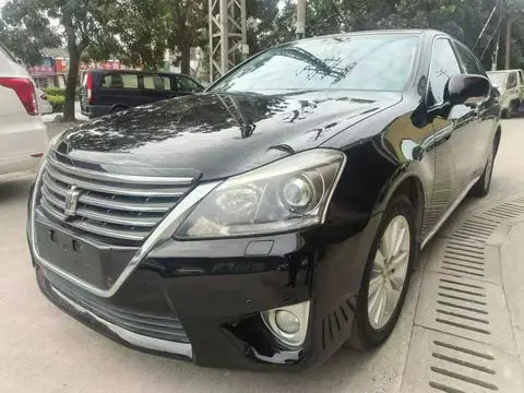 Toyota Crown 2012