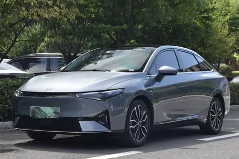 XPeng 小鹏P5 2021