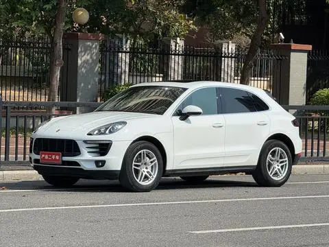 Porsche Macan 2014