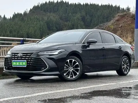 Toyota 亚洲龙 2023