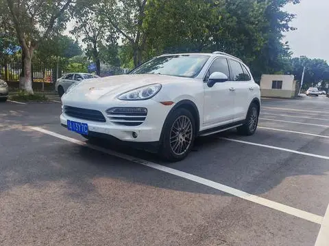 Porsche Cayenne 2014