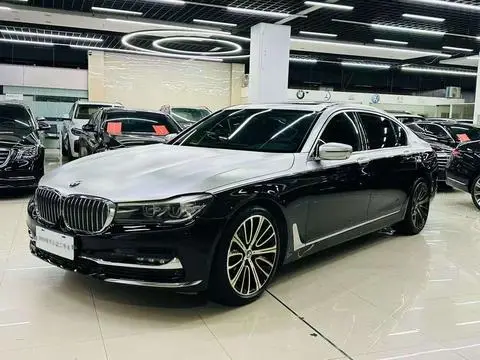 BMW 7 Series 2017 — фото 1