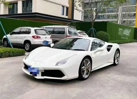 Ferrari 488 2015 — фото 1