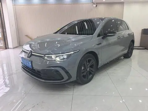 Volkswagen Golf 2023
