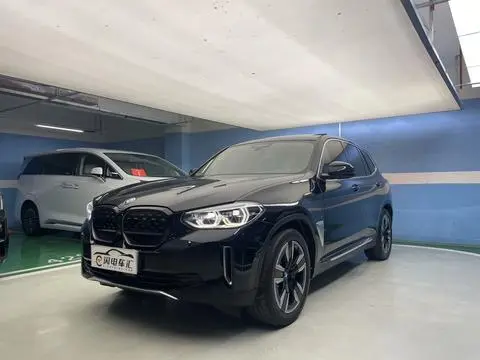 BMW iX3 2021
