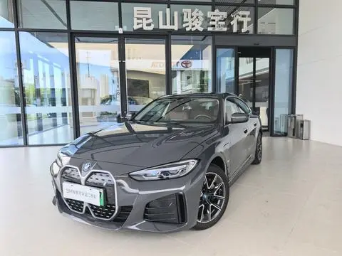 BMW i4 2023